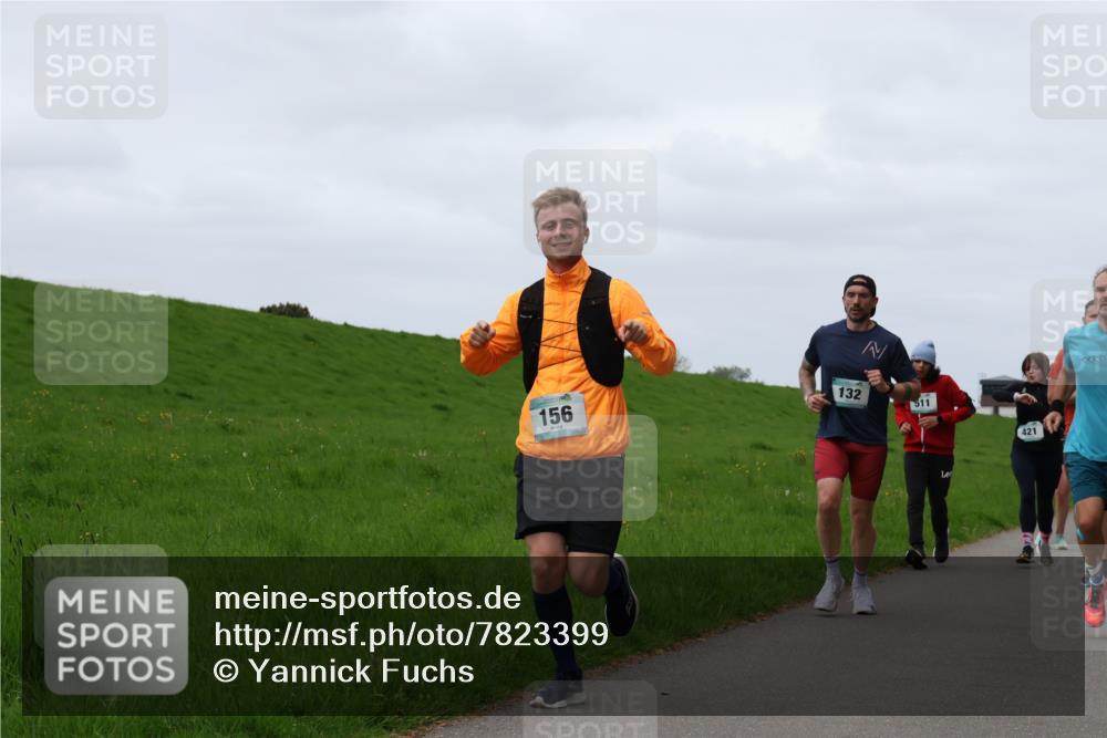04.05.2025 - 8. Wedeler Halbmarathon Yannick Fuchs http://msf.ph/oto/7823399 04.05.2025 11:30:28 Laufen 156, 132, 511, 421 meine-sportfotos.de