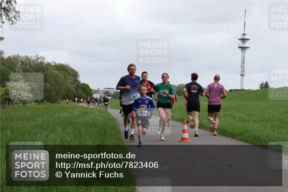 04.05.2025 - 8. Wedeler Halbmarathon Yannick Fuchs http://msf.ph/oto/7823406 04.05.2025 11:11:11 Laufen 1077, 464, 115 meine-sportfotos.de