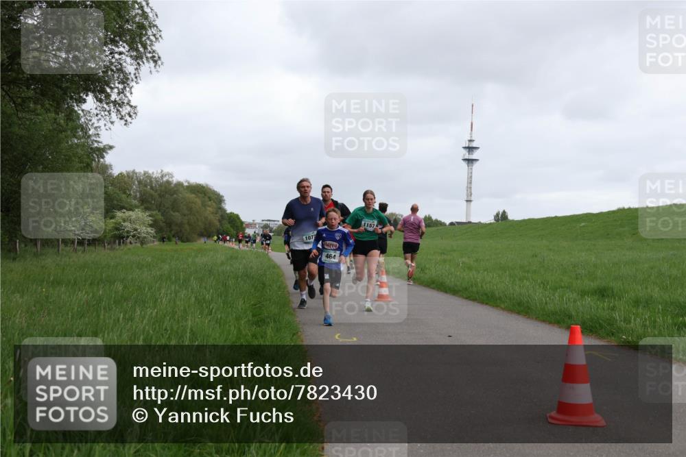 04.05.2025 - 8. Wedeler Halbmarathon Yannick Fuchs http://msf.ph/oto/7823430 04.05.2025 11:11:12 Laufen 107, 1157, 464 meine-sportfotos.de