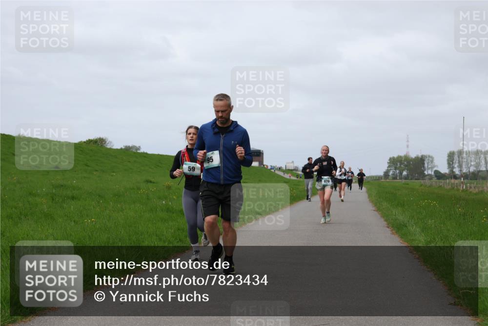 04.05.2025 - 8. Wedeler Halbmarathon Yannick Fuchs http://msf.ph/oto/7823434 04.05.2025 11:52:43 Laufen  meine-sportfotos.de