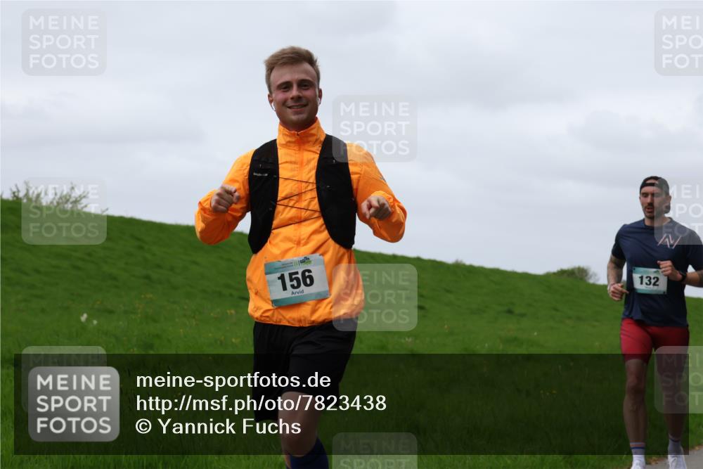 04.05.2025 - 8. Wedeler Halbmarathon Yannick Fuchs http://msf.ph/oto/7823438 04.05.2025 11:30:29 Laufen 156, 132 meine-sportfotos.de