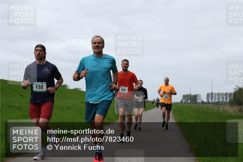04.05.2025 - 8. Wedeler Halbmarathon Yannick Fuchs http://msf.ph/oto/7823460 04.05.2025 11:30:30 Laufen 302, 132, 706 meine-sportfotos.de