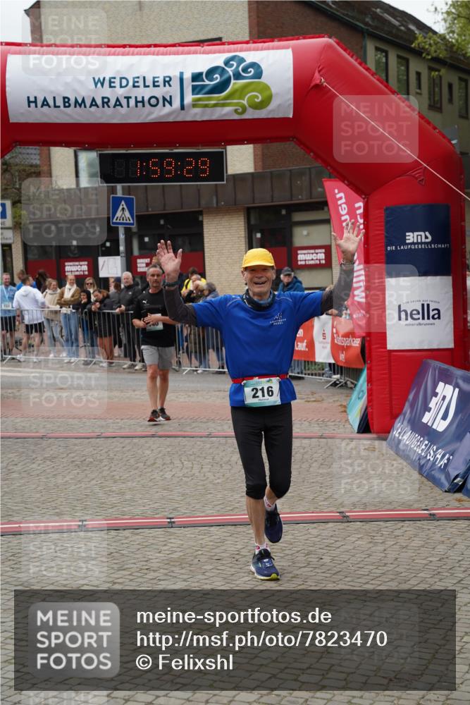 04.05.2025 - 8. Wedeler Halbmarathon Felixshl http://msf.ph/oto/7823470 04.05.2025 11:59:27 Ziel 140, 216 meine-sportfotos.de