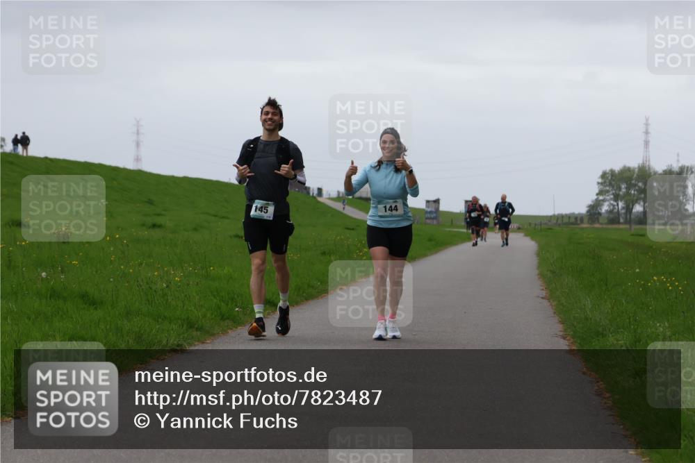 04.05.2025 - 8. Wedeler Halbmarathon Yannick Fuchs http://msf.ph/oto/7823487 04.05.2025 12:18:51 Laufen 144, 145 meine-sportfotos.de