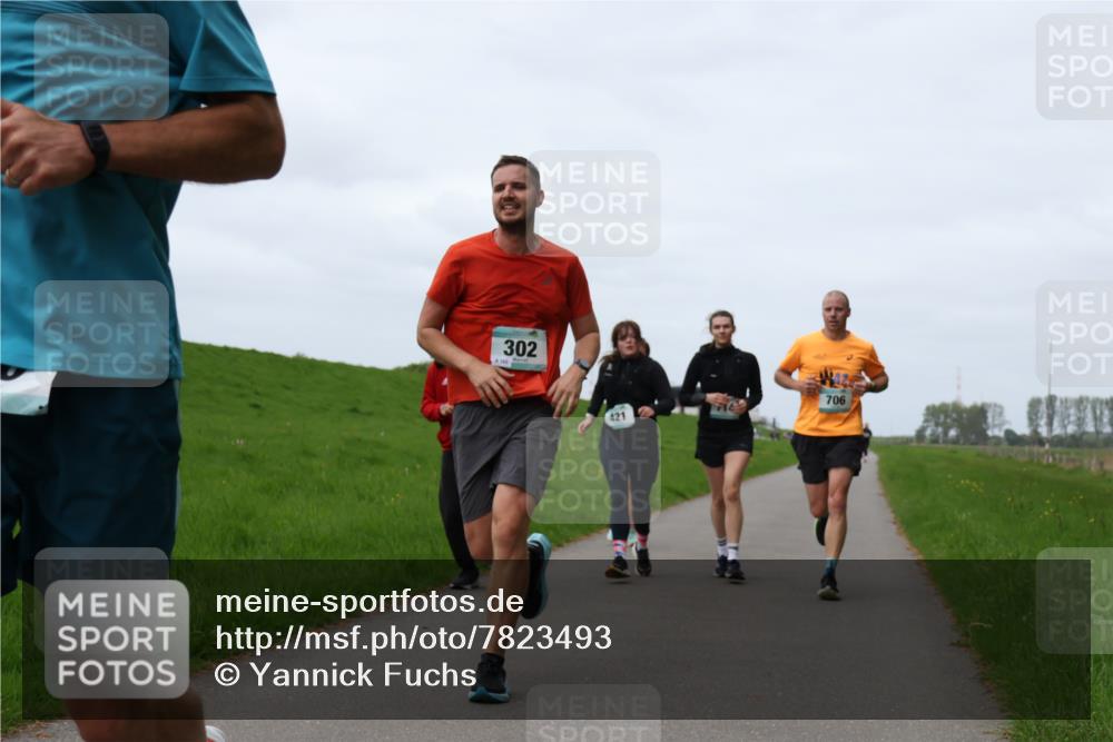 04.05.2025 - 8. Wedeler Halbmarathon Yannick Fuchs http://msf.ph/oto/7823493 04.05.2025 11:30:31 Laufen 302, 421, 706 meine-sportfotos.de