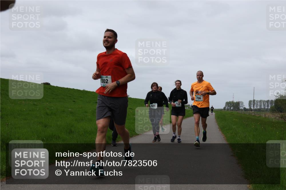 04.05.2025 - 8. Wedeler Halbmarathon Yannick Fuchs http://msf.ph/oto/7823506 04.05.2025 11:30:31 Laufen 302, 421, 714, 706 meine-sportfotos.de