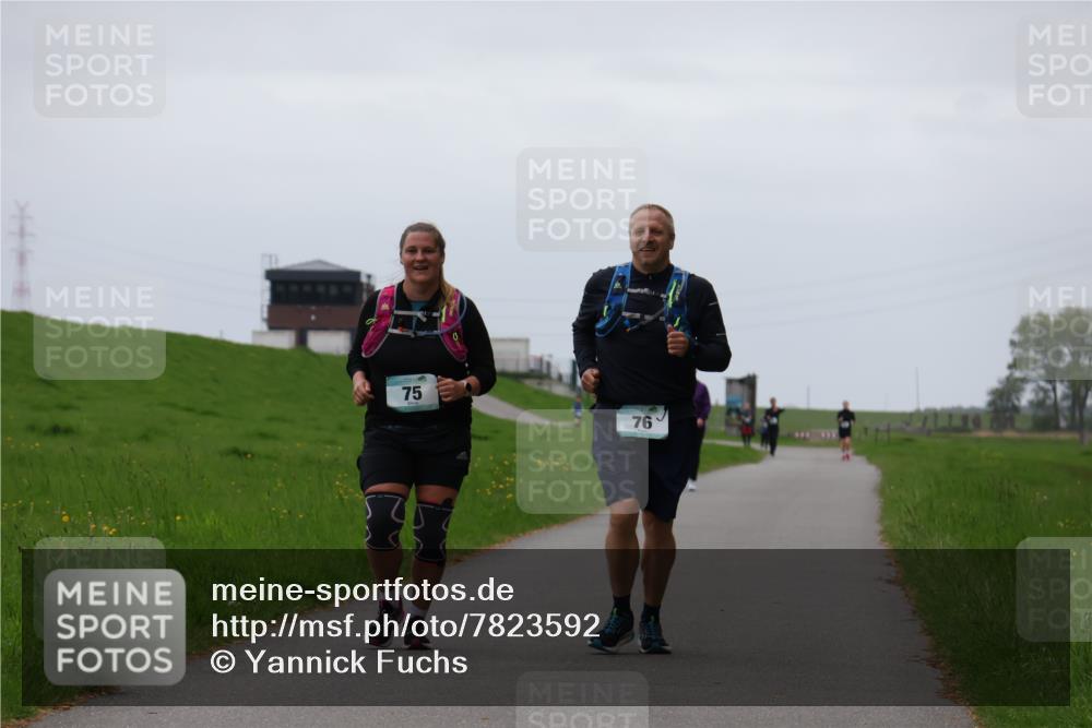 04.05.2025 - 8. Wedeler Halbmarathon Yannick Fuchs http://msf.ph/oto/7823592 04.05.2025 12:19:21 Laufen 75, 76 meine-sportfotos.de
