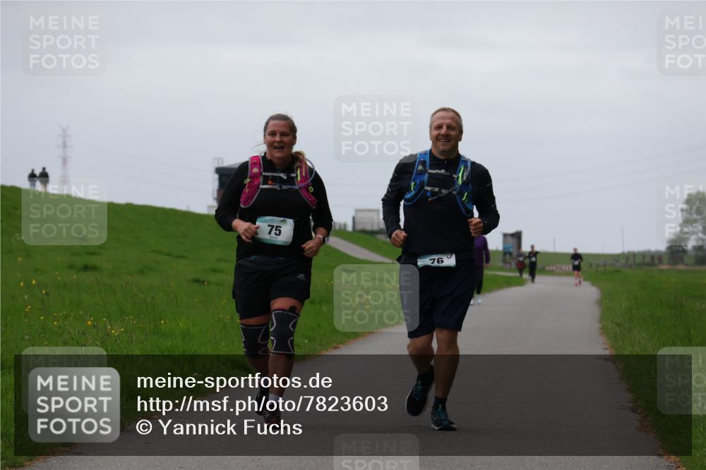 04.05.2025 - 8. Wedeler Halbmarathon Yannick Fuchs http://msf.ph/oto/7823603 04.05.2025 12:19:22 Laufen 75, 76 meine-sportfotos.de