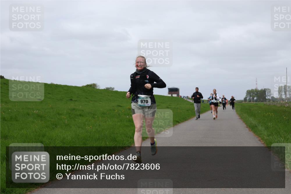 04.05.2025 - 8. Wedeler Halbmarathon Yannick Fuchs http://msf.ph/oto/7823606 04.05.2025 11:52:48 Laufen 970 meine-sportfotos.de