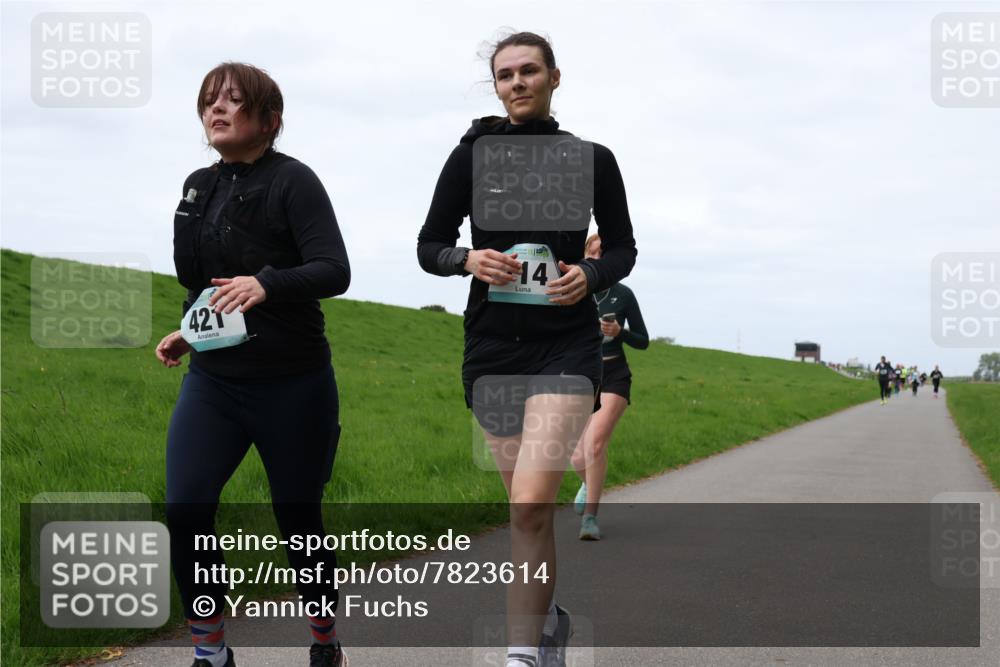 04.05.2025 - 8. Wedeler Halbmarathon Yannick Fuchs http://msf.ph/oto/7823614 04.05.2025 11:30:35 Laufen 421, 14 meine-sportfotos.de