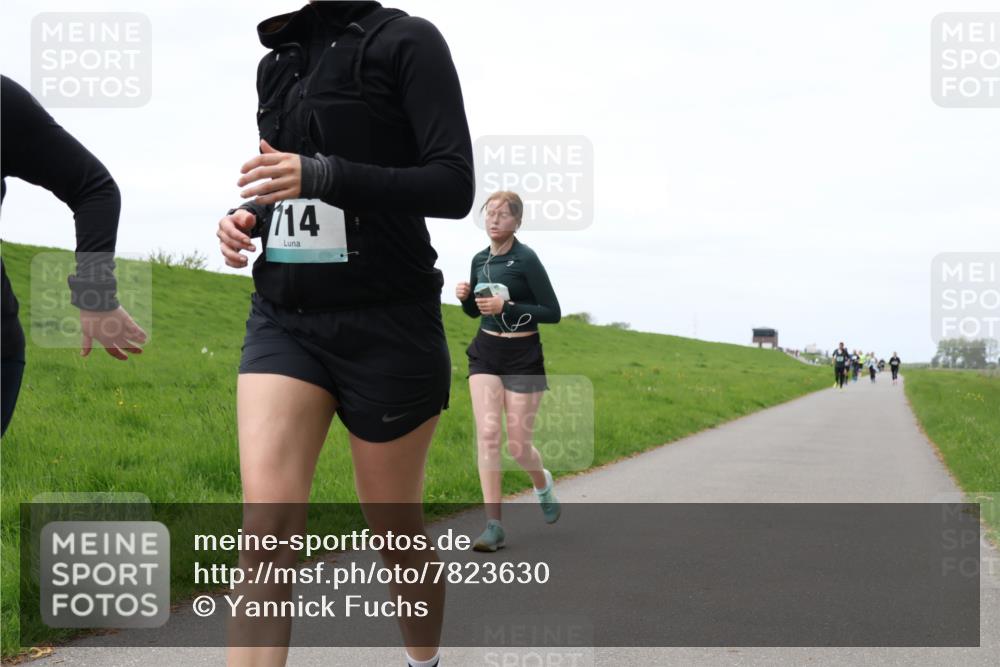 04.05.2025 - 8. Wedeler Halbmarathon Yannick Fuchs http://msf.ph/oto/7823630 04.05.2025 11:30:35 Laufen 114 meine-sportfotos.de