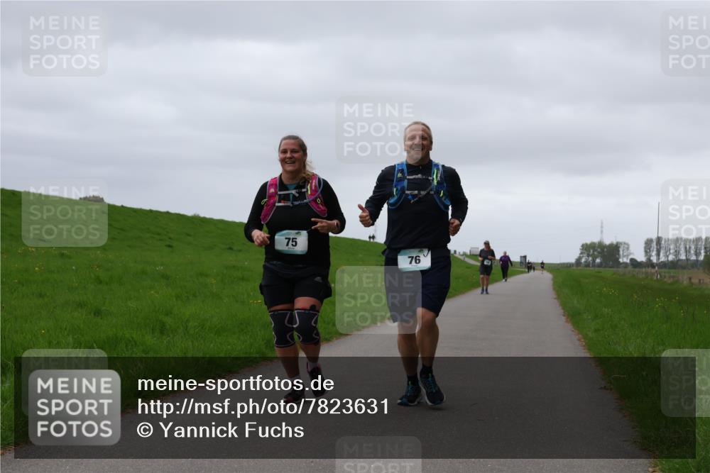 04.05.2025 - 8. Wedeler Halbmarathon Yannick Fuchs http://msf.ph/oto/7823631 04.05.2025 12:19:27 Laufen 75, 76 meine-sportfotos.de