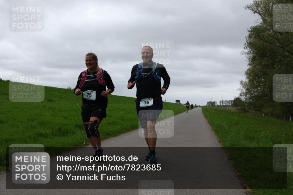 04.05.2025 - 8. Wedeler Halbmarathon Yannick Fuchs http://msf.ph/oto/7823685 04.05.2025 12:19:28 Laufen 75, 76 meine-sportfotos.de