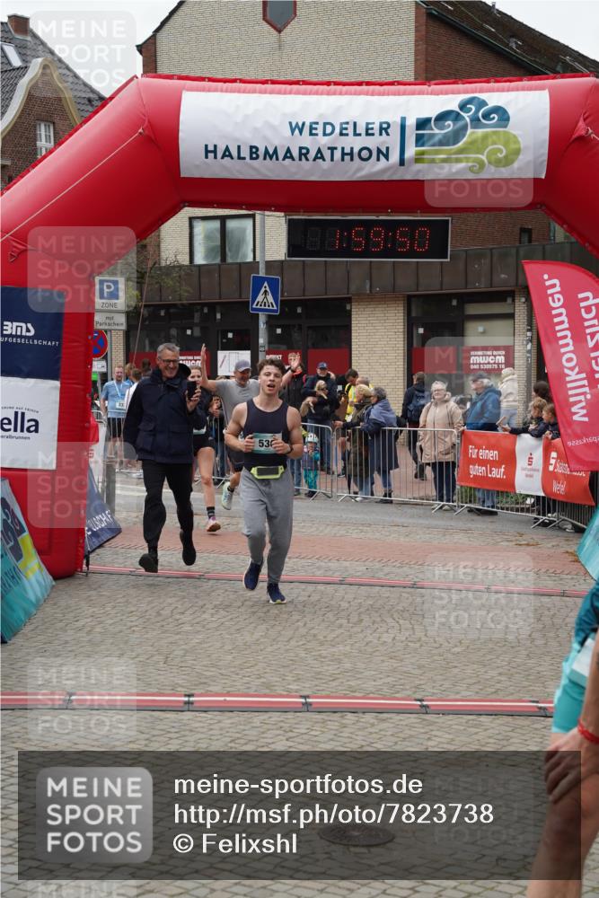 04.05.2025 - 8. Wedeler Halbmarathon Felixshl http://msf.ph/oto/7823738 04.05.2025 11:59:48 Ziel 90, 126, 536, 572, 573 meine-sportfotos.de