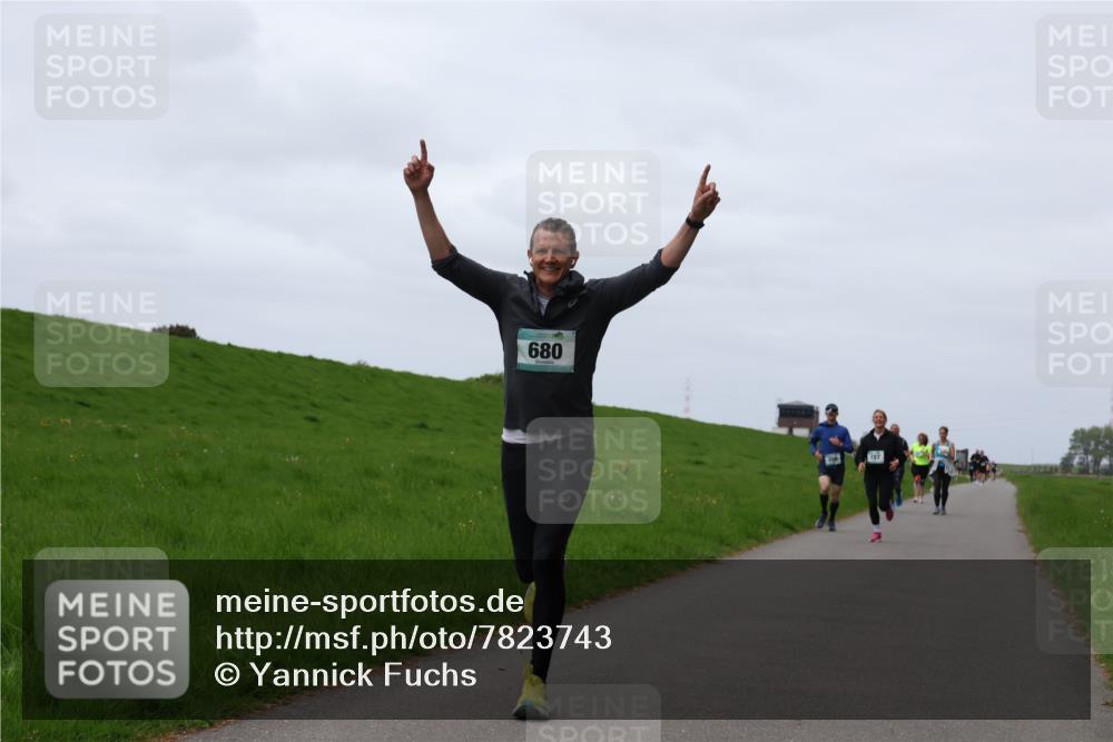 04.05.2025 - 8. Wedeler Halbmarathon Yannick Fuchs http://msf.ph/oto/7823743 04.05.2025 11:30:46 Laufen 680, 157 meine-sportfotos.de