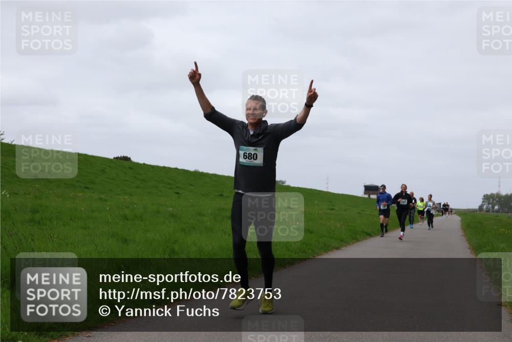 04.05.2025 - 8. Wedeler Halbmarathon Yannick Fuchs http://msf.ph/oto/7823753 04.05.2025 11:30:47 Laufen 680, 157 meine-sportfotos.de