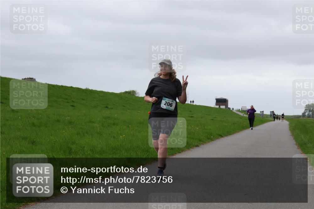 04.05.2025 - 8. Wedeler Halbmarathon Yannick Fuchs http://msf.ph/oto/7823756 04.05.2025 12:19:38 Laufen 206 meine-sportfotos.de