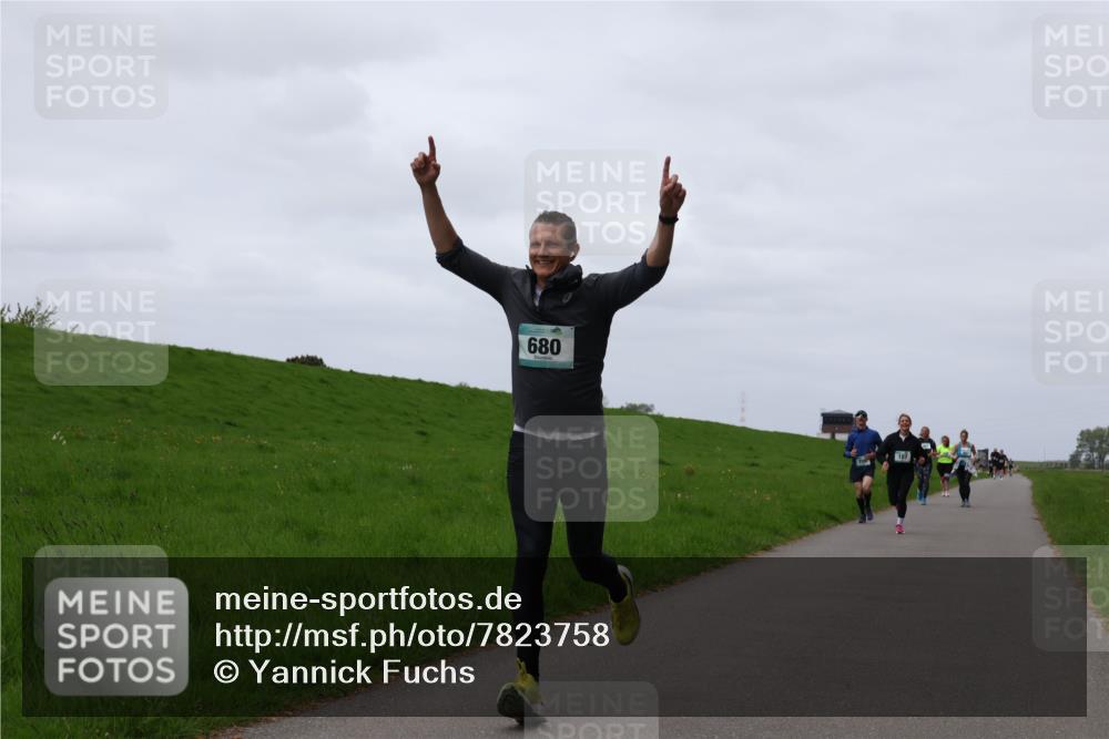 04.05.2025 - 8. Wedeler Halbmarathon Yannick Fuchs http://msf.ph/oto/7823758 04.05.2025 11:30:47 Laufen 680, 157 meine-sportfotos.de