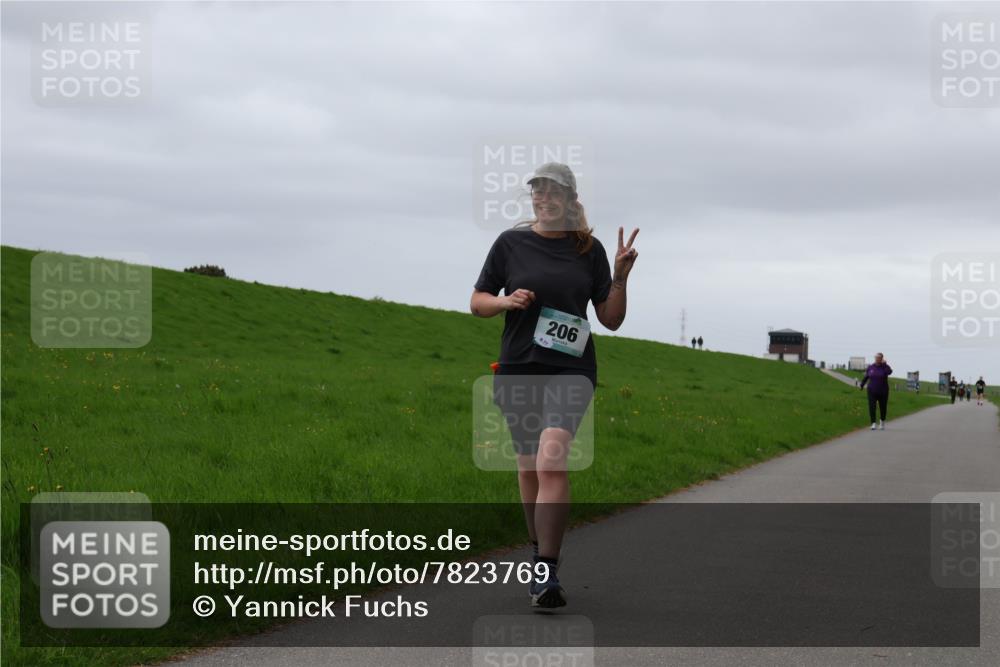 04.05.2025 - 8. Wedeler Halbmarathon Yannick Fuchs http://msf.ph/oto/7823769 04.05.2025 12:19:39 Laufen 206, 877 meine-sportfotos.de