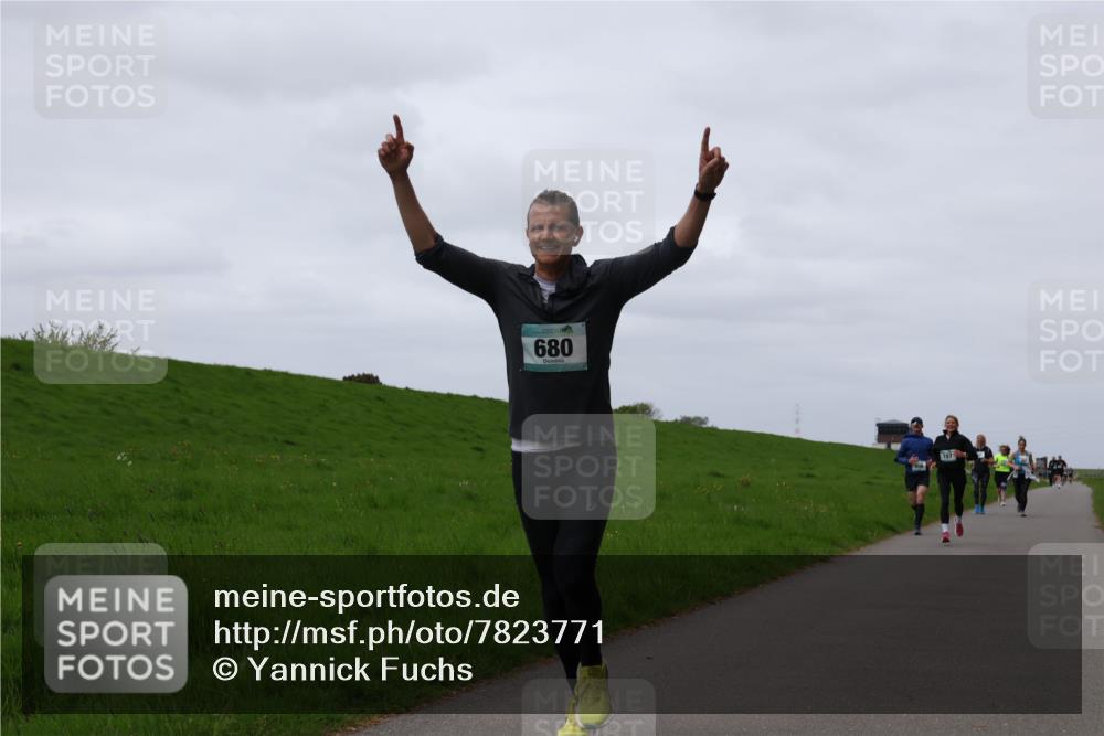 04.05.2025 - 8. Wedeler Halbmarathon Yannick Fuchs http://msf.ph/oto/7823771 04.05.2025 11:30:47 Laufen 680, 157 meine-sportfotos.de