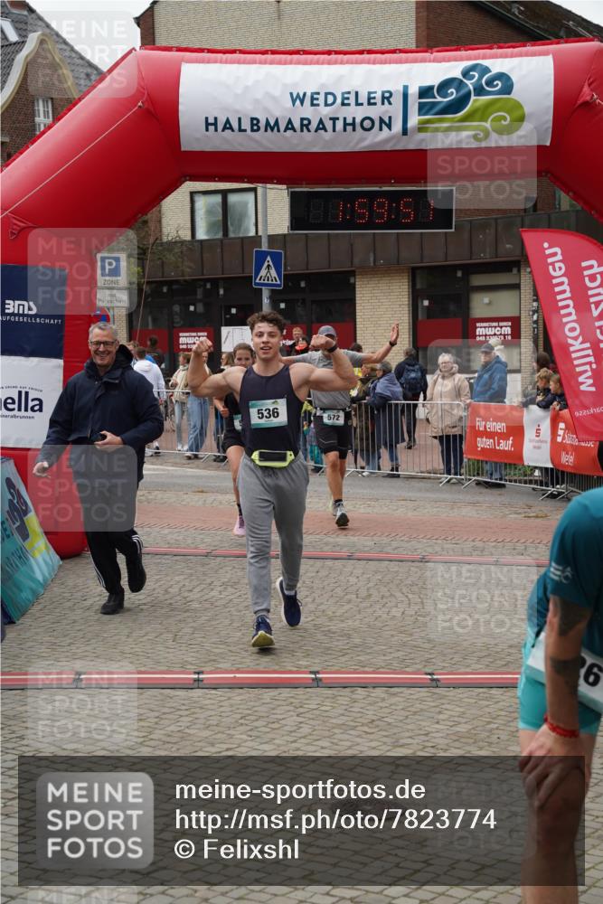 04.05.2025 - 8. Wedeler Halbmarathon Felixshl http://msf.ph/oto/7823774 04.05.2025 11:59:49 Ziel 90, 126, 536, 566, 572, 573 meine-sportfotos.de