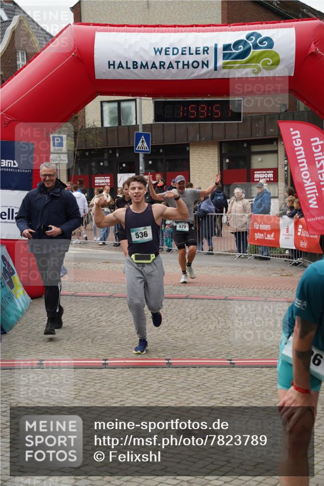 04.05.2025 - 8. Wedeler Halbmarathon Felixshl http://msf.ph/oto/7823789 04.05.2025 11:59:49 Ziel 90, 126, 536, 566, 572, 573 meine-sportfotos.de