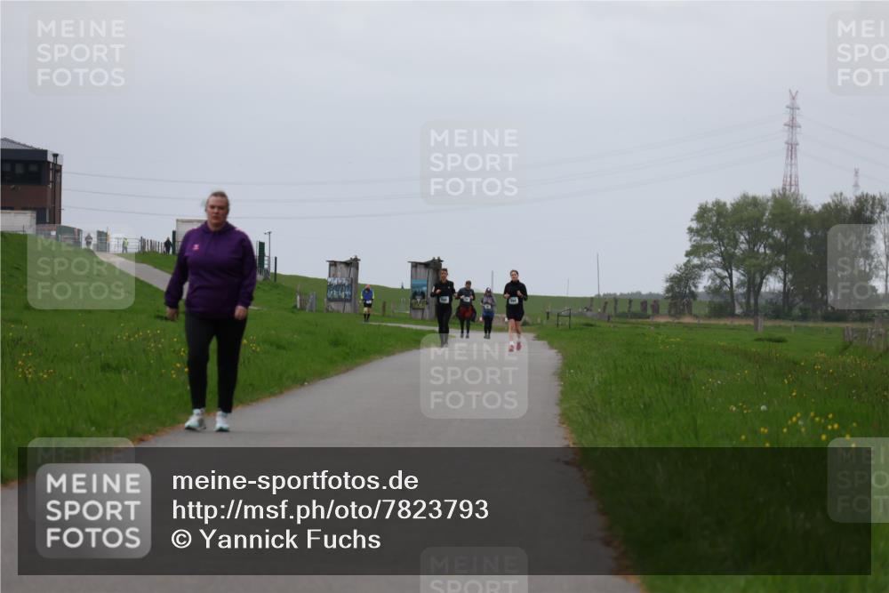 04.05.2025 - 8. Wedeler Halbmarathon Yannick Fuchs http://msf.ph/oto/7823793 04.05.2025 12:19:41 Laufen  meine-sportfotos.de