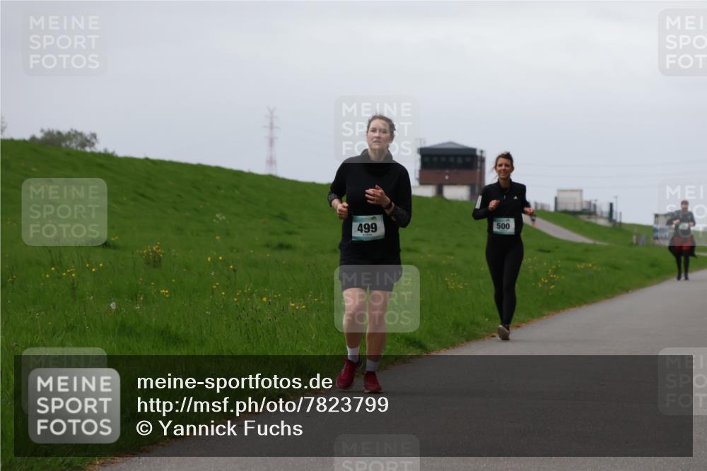 04.05.2025 - 8. Wedeler Halbmarathon Yannick Fuchs http://msf.ph/oto/7823799 04.05.2025 12:20:26 Laufen 499, 500 meine-sportfotos.de