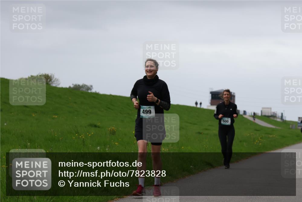 04.05.2025 - 8. Wedeler Halbmarathon Yannick Fuchs http://msf.ph/oto/7823828 04.05.2025 12:20:29 Laufen 499, 500 meine-sportfotos.de