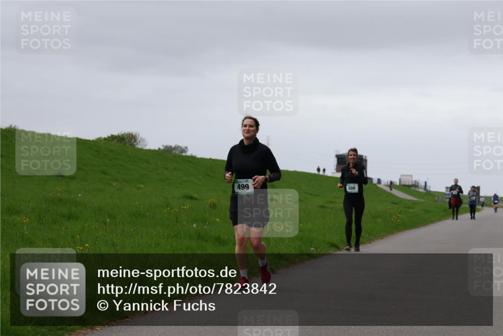 04.05.2025 - 8. Wedeler Halbmarathon Yannick Fuchs http://msf.ph/oto/7823842 04.05.2025 12:20:29 Laufen 499, 500 meine-sportfotos.de