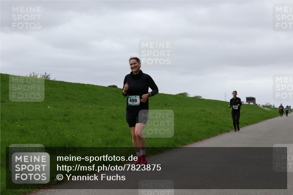 04.05.2025 - 8. Wedeler Halbmarathon Yannick Fuchs http://msf.ph/oto/7823875 04.05.2025 12:20:33 Laufen 499, 500 meine-sportfotos.de