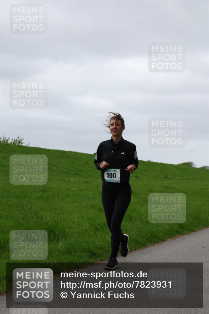 04.05.2025 - 8. Wedeler Halbmarathon Yannick Fuchs http://msf.ph/oto/7823931 04.05.2025 12:20:39 Laufen 500 meine-sportfotos.de