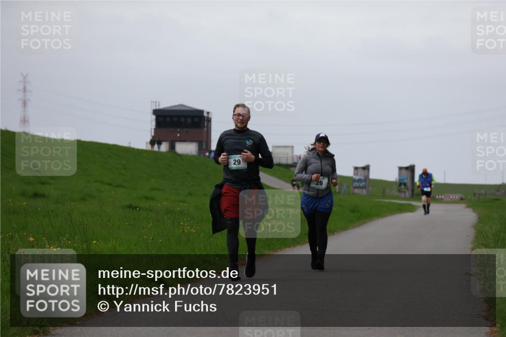 04.05.2025 - 8. Wedeler Halbmarathon Yannick Fuchs http://msf.ph/oto/7823951 04.05.2025 12:20:49 Laufen 29, 26 meine-sportfotos.de