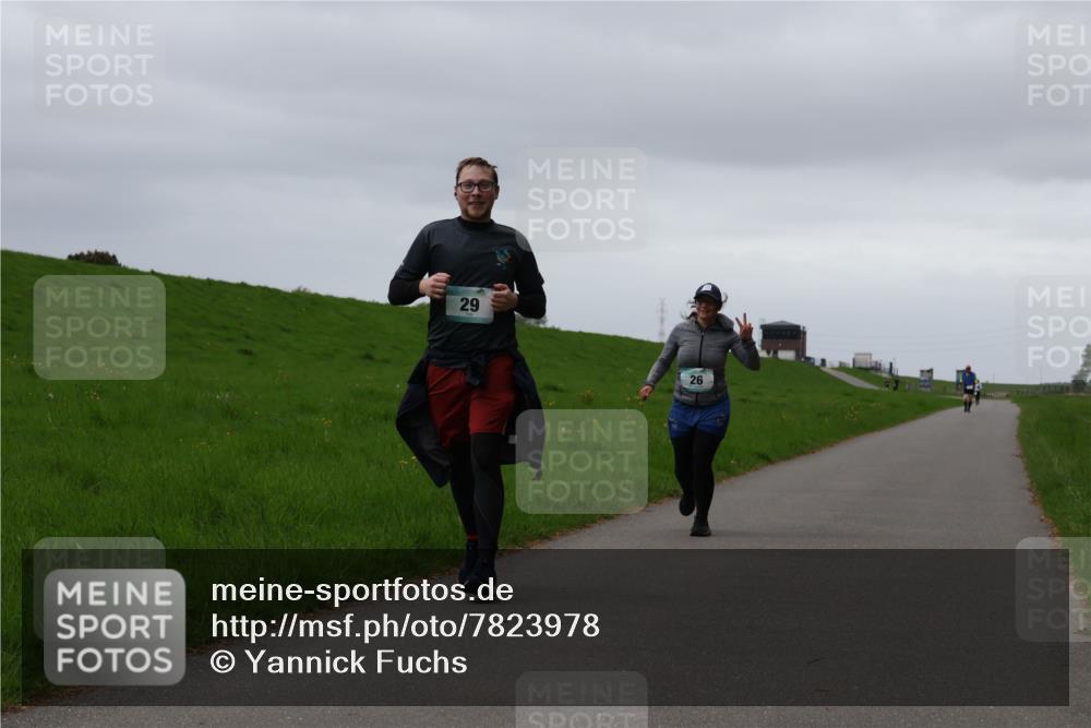 04.05.2025 - 8. Wedeler Halbmarathon Yannick Fuchs http://msf.ph/oto/7823978 04.05.2025 12:20:58 Laufen 29, 26 meine-sportfotos.de