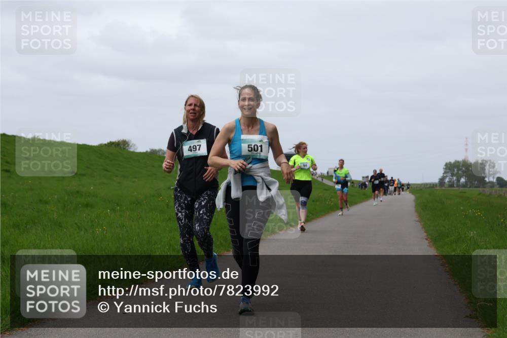 04.05.2025 - 8. Wedeler Halbmarathon Yannick Fuchs http://msf.ph/oto/7823992 04.05.2025 11:30:59 Laufen 497, 501 meine-sportfotos.de