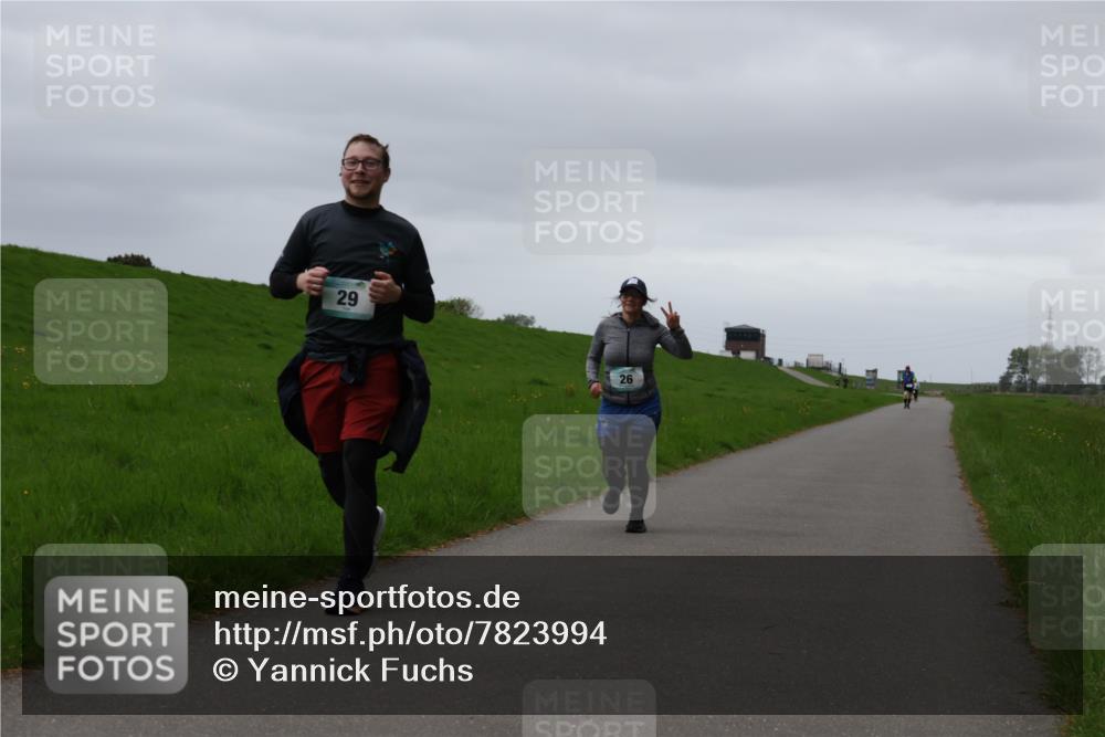 04.05.2025 - 8. Wedeler Halbmarathon Yannick Fuchs http://msf.ph/oto/7823994 04.05.2025 12:20:59 Laufen 29, 26 meine-sportfotos.de