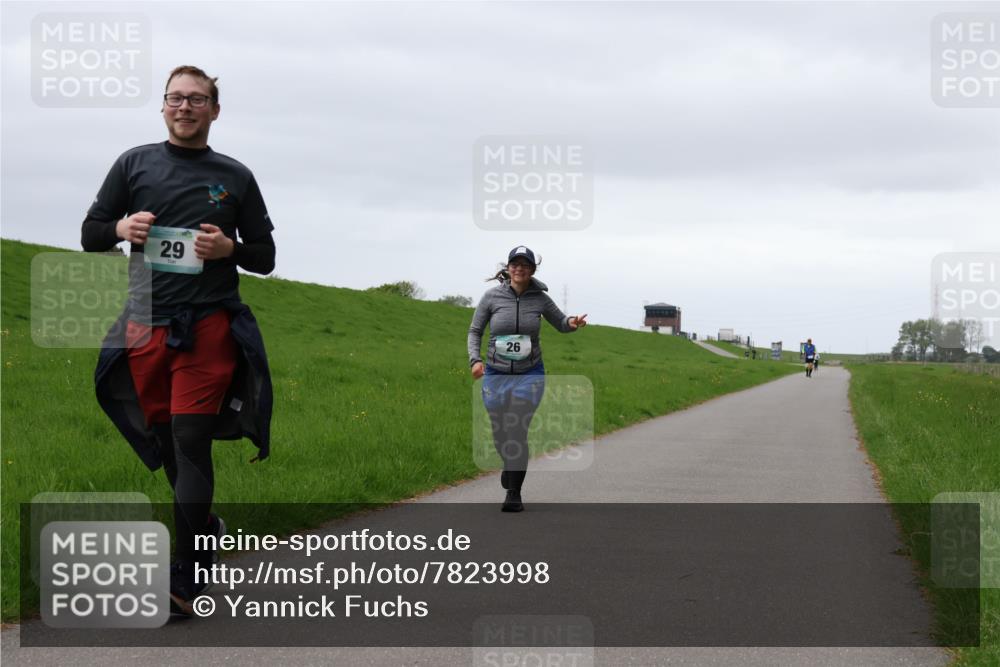 04.05.2025 - 8. Wedeler Halbmarathon Yannick Fuchs http://msf.ph/oto/7823998 04.05.2025 12:21:00 Laufen 29, 26 meine-sportfotos.de