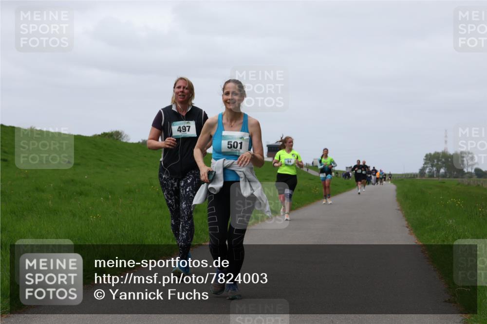 04.05.2025 - 8. Wedeler Halbmarathon Yannick Fuchs http://msf.ph/oto/7824003 04.05.2025 11:31:00 Laufen 497, 501 meine-sportfotos.de