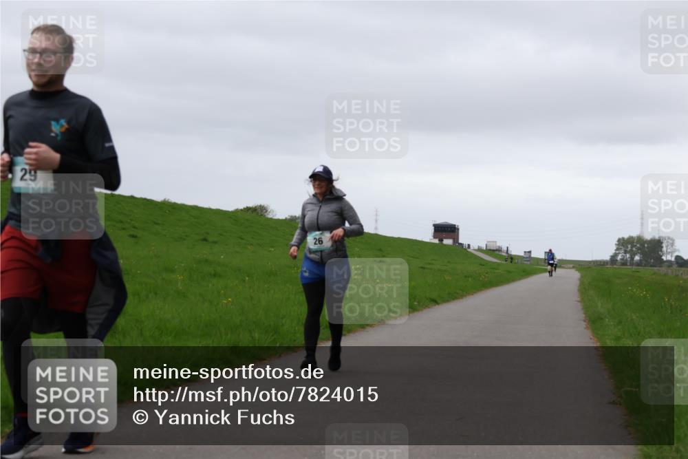 04.05.2025 - 8. Wedeler Halbmarathon Yannick Fuchs http://msf.ph/oto/7824015 04.05.2025 12:21:00 Laufen 29, 26 meine-sportfotos.de