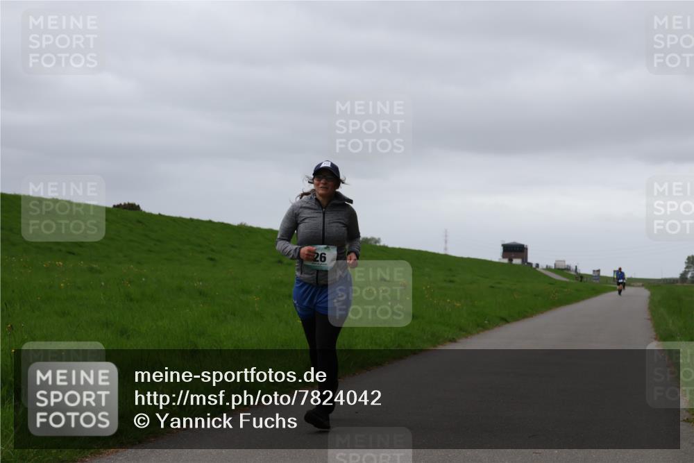 04.05.2025 - 8. Wedeler Halbmarathon Yannick Fuchs http://msf.ph/oto/7824042 04.05.2025 12:21:01 Laufen 26 meine-sportfotos.de