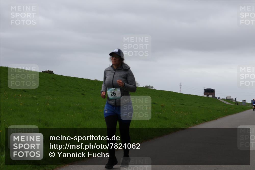 04.05.2025 - 8. Wedeler Halbmarathon Yannick Fuchs http://msf.ph/oto/7824062 04.05.2025 12:21:02 Laufen 26 meine-sportfotos.de
