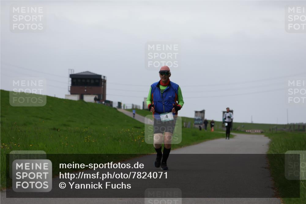 04.05.2025 - 8. Wedeler Halbmarathon Yannick Fuchs http://msf.ph/oto/7824071 04.05.2025 12:21:23 Laufen  meine-sportfotos.de