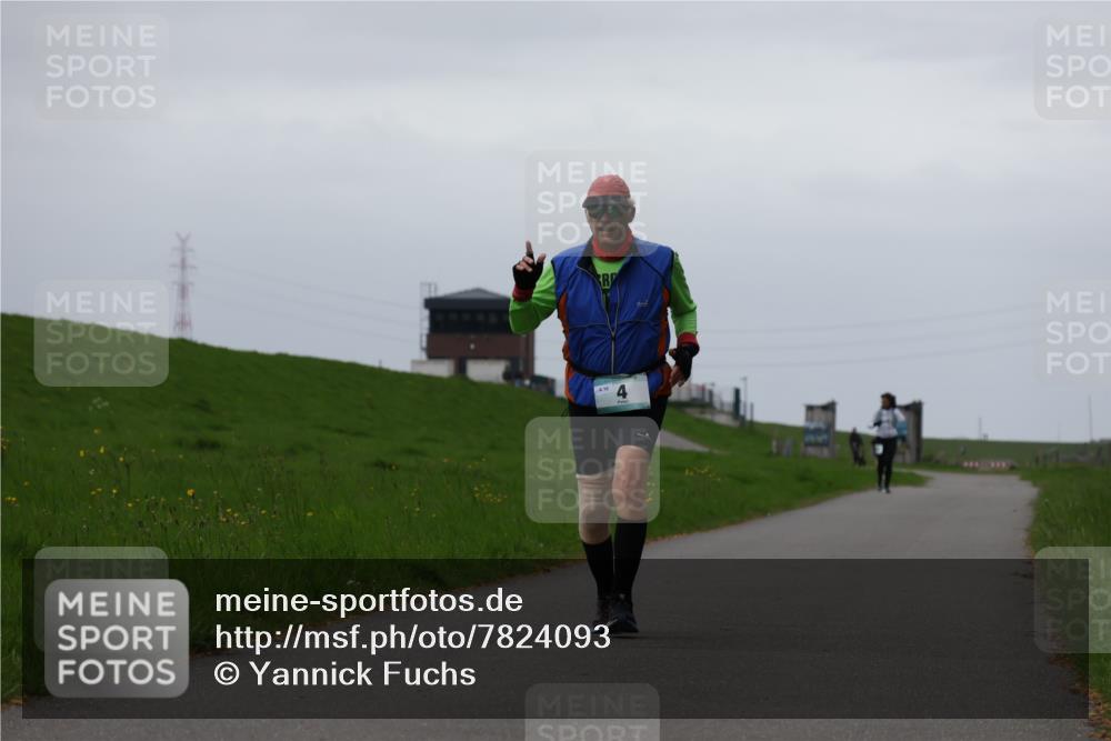 04.05.2025 - 8. Wedeler Halbmarathon Yannick Fuchs http://msf.ph/oto/7824093 04.05.2025 12:21:27 Laufen  meine-sportfotos.de