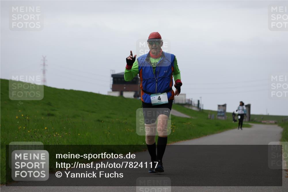 04.05.2025 - 8. Wedeler Halbmarathon Yannick Fuchs http://msf.ph/oto/7824117 04.05.2025 12:21:28 Laufen  meine-sportfotos.de