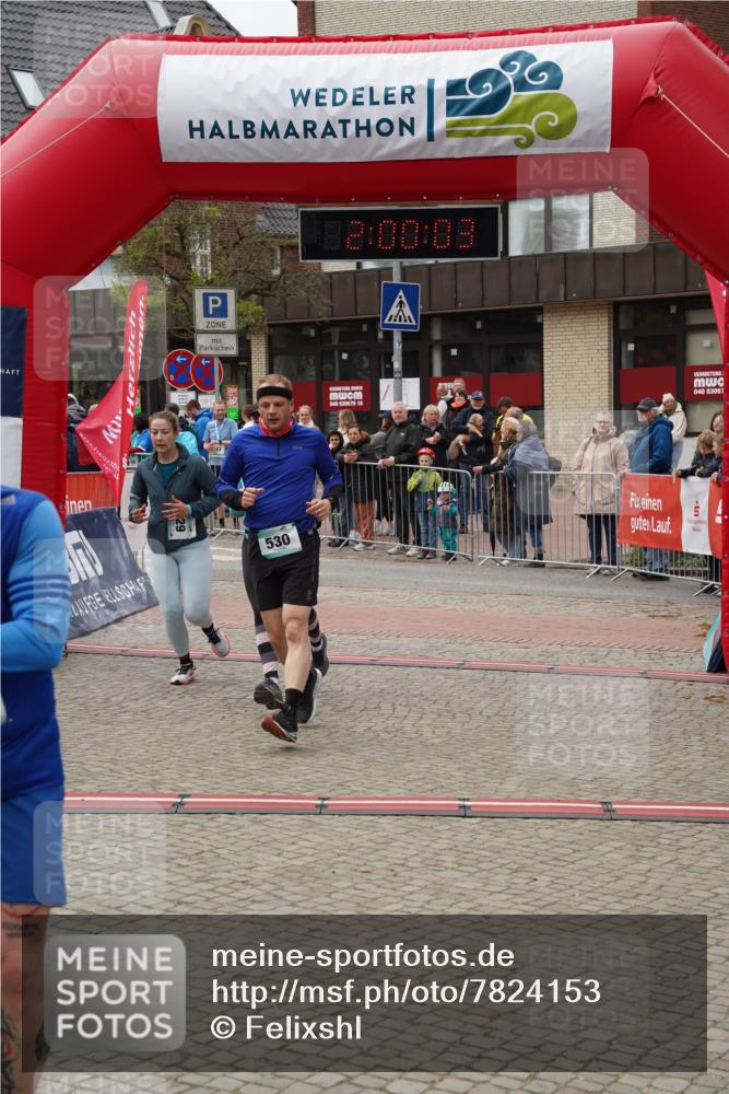 04.05.2025 - 8. Wedeler Halbmarathon Felixshl http://msf.ph/oto/7824153 04.05.2025 12:00:01 Ziel 151, 418, 529, 530 meine-sportfotos.de