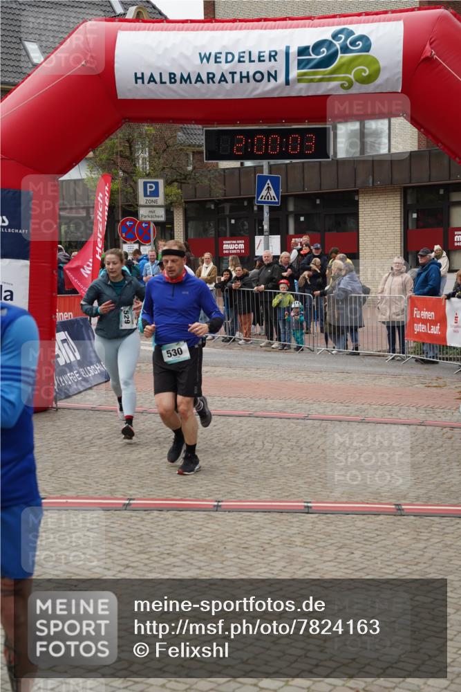 04.05.2025 - 8. Wedeler Halbmarathon Felixshl http://msf.ph/oto/7824163 04.05.2025 12:00:01 Ziel 151, 418, 529, 530 meine-sportfotos.de