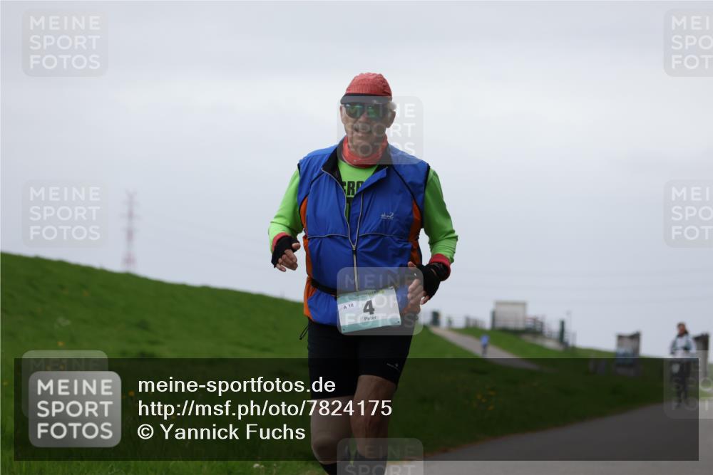 04.05.2025 - 8. Wedeler Halbmarathon Yannick Fuchs http://msf.ph/oto/7824175 04.05.2025 12:21:29 Laufen 18, 4 meine-sportfotos.de