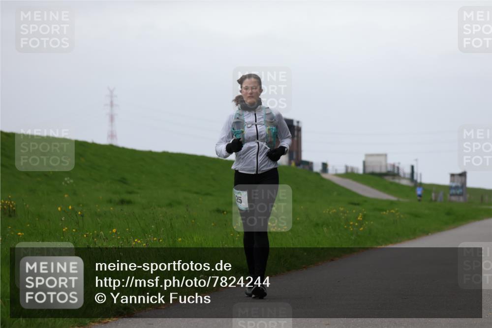 04.05.2025 - 8. Wedeler Halbmarathon Yannick Fuchs http://msf.ph/oto/7824244 04.05.2025 12:22:00 Laufen  meine-sportfotos.de