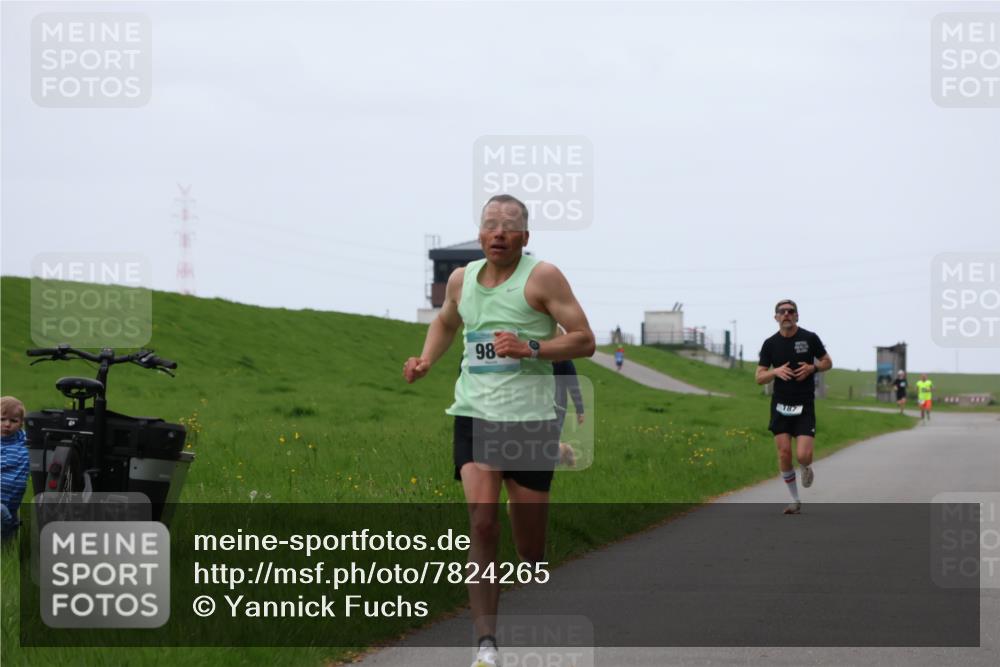 04.05.2025 - 8. Wedeler Halbmarathon Yannick Fuchs http://msf.ph/oto/7824265 04.05.2025 11:11:40 Laufen 98, 187 meine-sportfotos.de