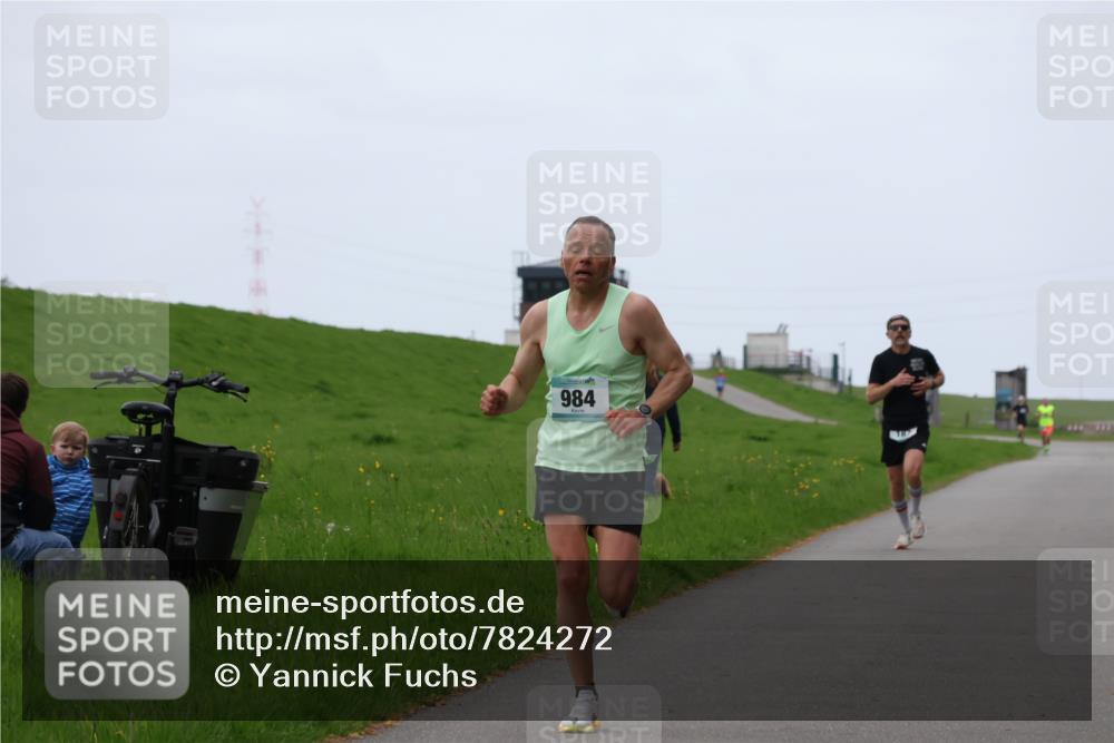 04.05.2025 - 8. Wedeler Halbmarathon Yannick Fuchs http://msf.ph/oto/7824272 04.05.2025 11:11:40 Laufen 984, 185 meine-sportfotos.de